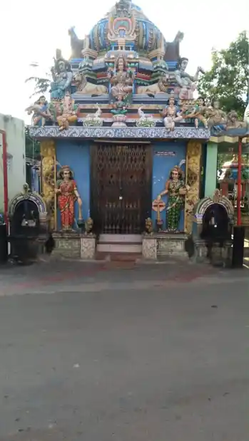 Arulmigu Muthumariamman Temple, Vilangudi - 625018 அருள்மிகு முத்து மாரியம்மன் திருக்கோயில், Vilangudi - 625018, Madurai - Ancient Temple Architecture and History Image 6