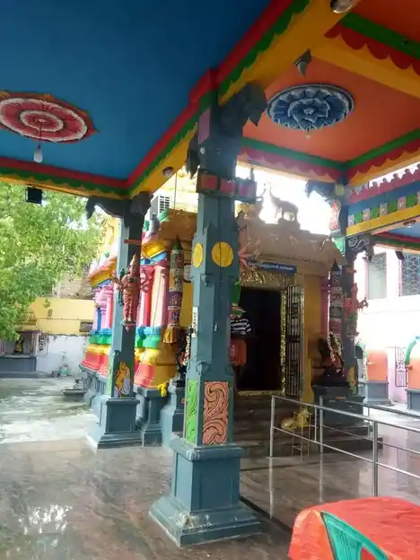 Arulmigu Muthumariyamman Templa, Erukkancherry, Chennai - 600118 அருள்மிகு முத்துமாரியம்மன் திருக்கோயில், எருக்கஞ்சேரி, சென்னை - 600118, Chennai - Ancient Temple Architecture and History Image 4