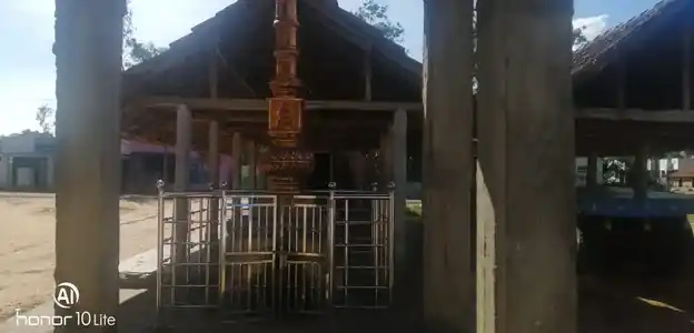 Arulmigu Muthumariyamman Temple, Alangudi - 622301 Arulmigu Muthumariyamman Temple, Alangudi - 622301, Pudukkottai - Ancient Temple Architecture and History Image 3