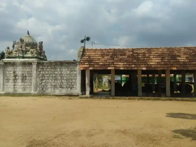 Arulmigu Muthumariyamman Temple, Alangudi - 622301 Arulmigu Muthumariyamman Temple, Alangudi - 622301, Pudukkottai - Ancient Temple Architecture and History Image 5