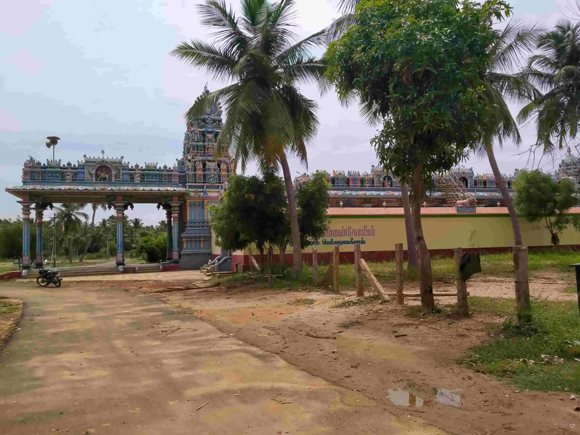 Arulmigu Muthumariyamman Temple, Avanam - 614623 அருள்மிகு முத்துமாரியம்மன் திருக்கோயில், Avanam - 614623, Thanjavur - Ancient Temple Architecture and History Image 2