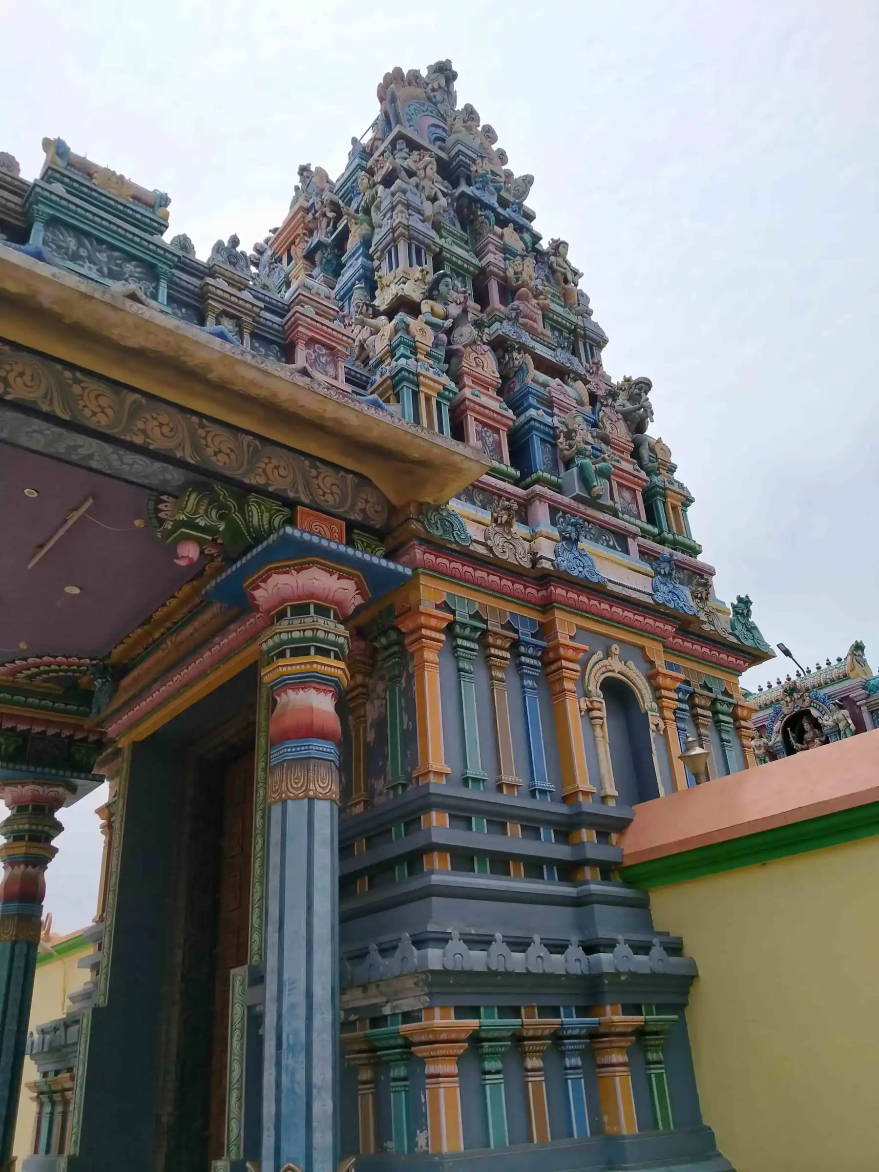 Arulmigu Muthumariyamman Temple, Avanam - 614623 அருள்மிகு முத்துமாரியம்மன் திருக்கோயில், Avanam - 614623, Thanjavur - Ancient Temple Architecture and History Image 4