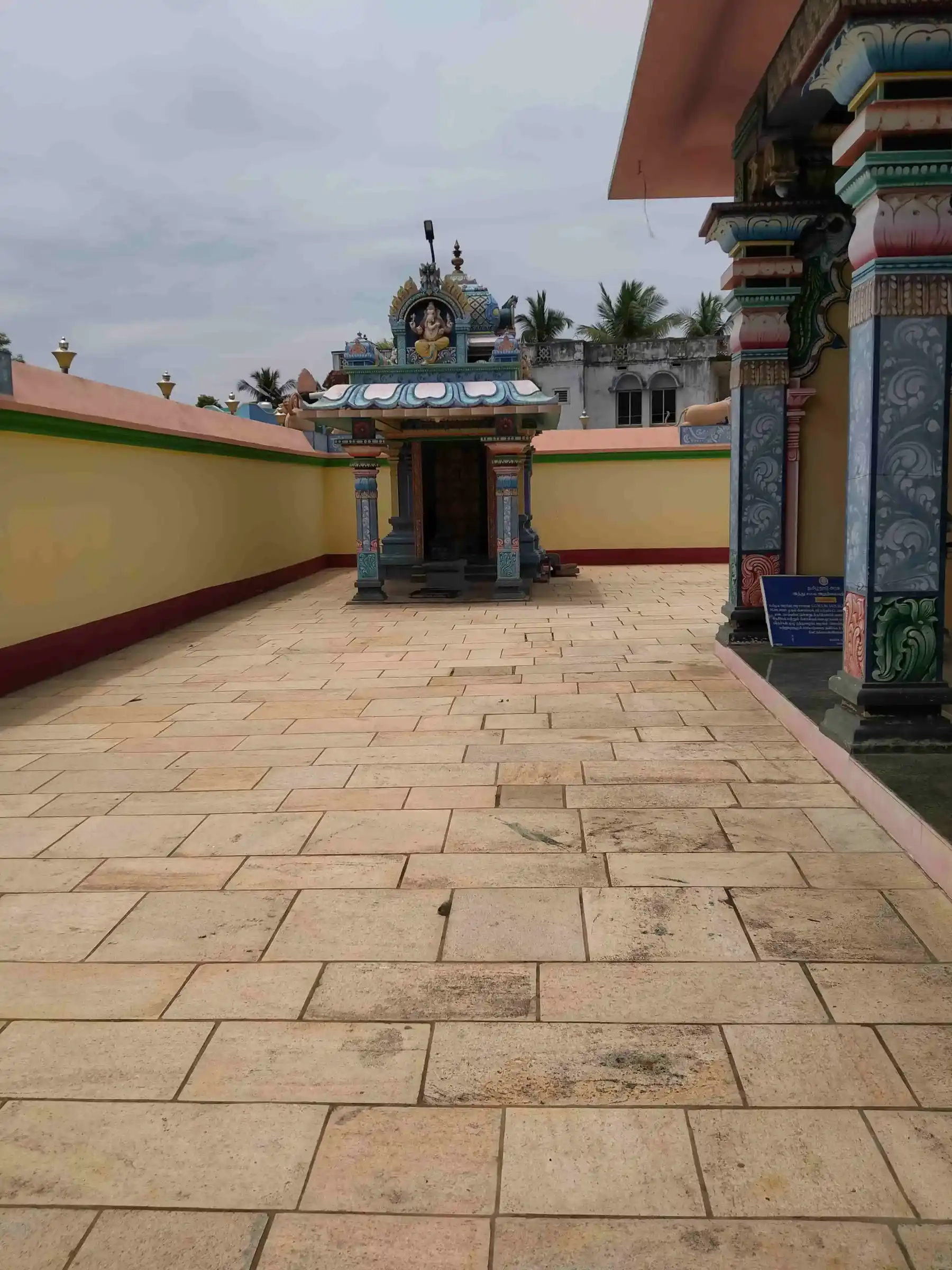 Arulmigu Muthumariyamman Temple, Avanam - 614623 அருள்மிகு முத்துமாரியம்மன் திருக்கோயில், Avanam - 614623, Thanjavur - Ancient Temple Architecture and History Image 6