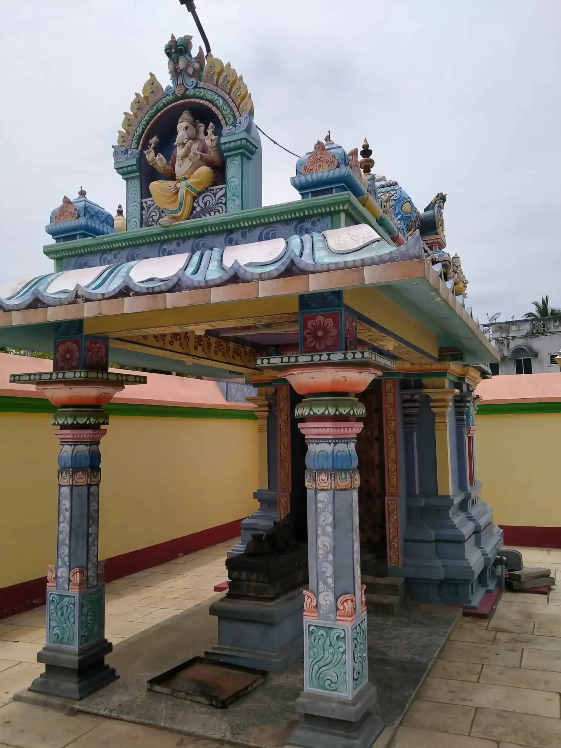 Arulmigu Muthumariyamman Temple, Avanam - 614623 அருள்மிகு முத்துமாரியம்மன் திருக்கோயில், Avanam - 614623, Thanjavur - Ancient Temple Architecture and History Image 8