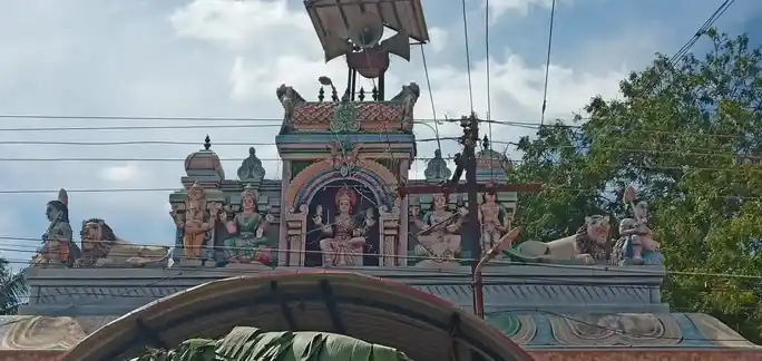 Arulmigu Muthumariyamman Temple, Gandhinagar, Thiruverumbur - 620013 அருள்மிகு முத்துமாரியம்மன் திருக்கோயில், காந்தி நகர், திருவெறும்பூர் - 620013, Thiruchirappalli - Ancient Temple Architecture and History Image 3