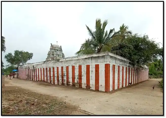 Arulmigu Muthumariyamman Temple, Irunthirapatti, Irunthirapatti - 622102 அருள்மிகு முத்துமாரியம்மன் திருக்கோயில், இருந்திராபட்டி, இலுப்பூர் வட்டம் - 622102, Pudukkottai - Ancient Temple Architecture and History Image 5