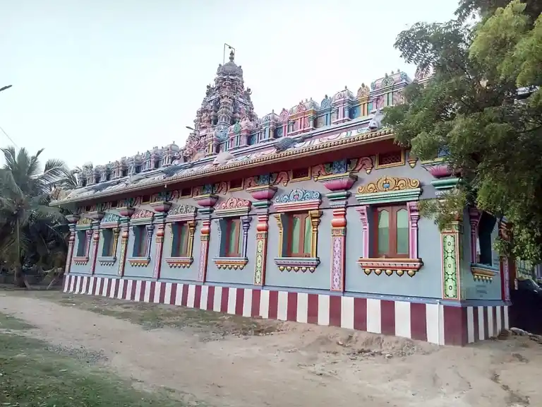 Arulmigu Muthumariyamman Temple, Kaarkkamangalam - 614620 அருள்மிகு முத்துமாரியம்மன் திருக்கோயில், Kaarkkamangalam - 614620, Pudukkottai - Ancient Temple Architecture and History Image 2