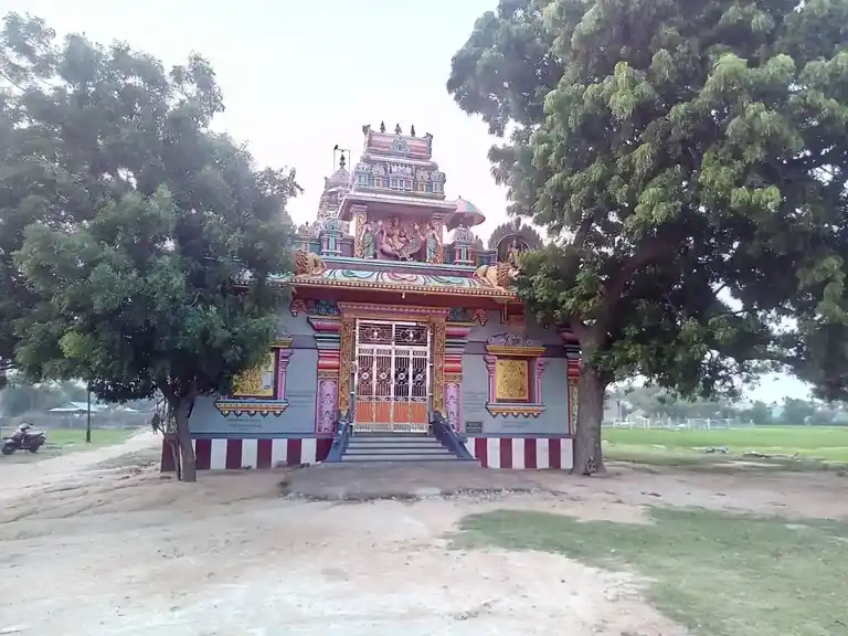 Arulmigu Muthumariyamman Temple, Kaarkkamangalam - 614620 அருள்மிகு முத்துமாரியம்மன் திருக்கோயில், Kaarkkamangalam - 614620, Pudukkottai - Ancient Temple Architecture and History Image 3
