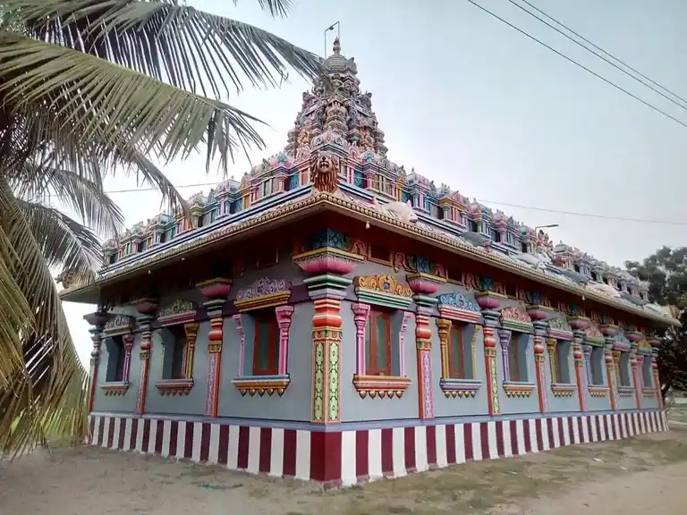 Arulmigu Muthumariyamman Temple, Kaarkkamangalam - 614620 அருள்மிகு முத்துமாரியம்மன் திருக்கோயில், Kaarkkamangalam - 614620, Pudukkottai - Ancient Temple Architecture and History Image 5