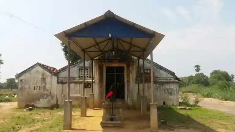 Arulmigu Muthumariyamman Temple, Kalakkamangalam - 614634 அருள்மிகு முத்திமாரியம்மன் திருக்கோயில், Kalakkamangalam - 614634, Pudukkottai - Ancient Temple Architecture and History Image 2