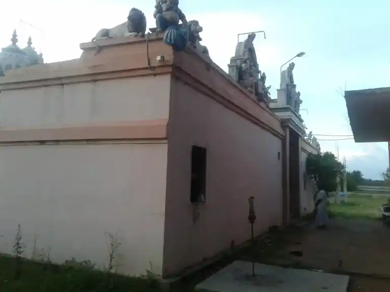 Arulmigu Muthumariyamman Temple, Kalathur - 614804 அருள்மிகு முத்துமாரியம்மன் திருக்கோயில், Kalathur - 614804, Thanjavur - Ancient Temple Architecture and History Image 2