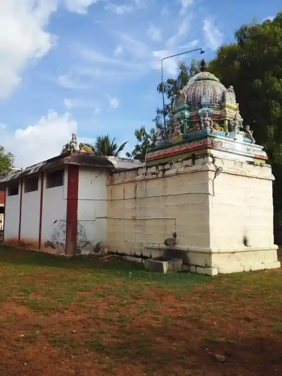 Arulmigu Muthumariyamman Temple, Karaiyur - 622002 அருள்மிகு மாரியம்மன் திருக்கோயில், Karaiyur - 622002, Pudukkottai - Ancient Temple Architecture and History Image 5