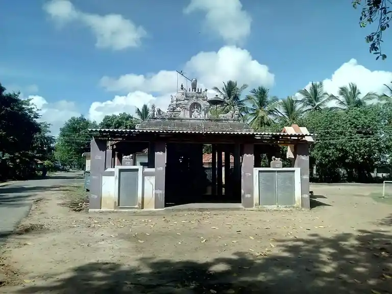 Arulmigu Muthumariyamman Temple, Kolichanam, Kolichanam - 614620 Arulmigu muthumariyamman Temple, Kolichanam, Kolichanam - 614620, Pudukkottai - Ancient Temple Architecture and History Image 5
