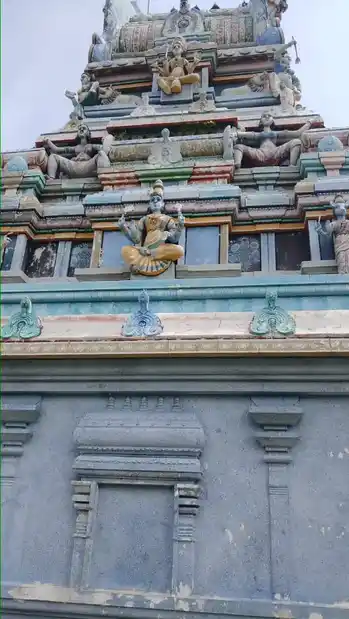Arulmigu Muthumariyamman Temple, Kumarappatti - 621316 அருள்மிகு முத்துமாரியம்மன் திருக்கோயில், குமரப்பட்டி - 621316, Pudukkottai - Ancient Temple Architecture and History Image 3