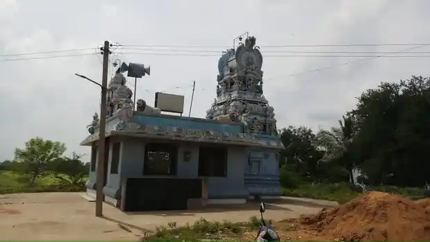 Arulmigu Muthumariyamman Temple, Kumarappatti - 621316 அருள்மிகு முத்துமாரியம்மன் திருக்கோயில், குமரப்பட்டி - 621316, Pudukkottai - Ancient Temple Architecture and History Image 5