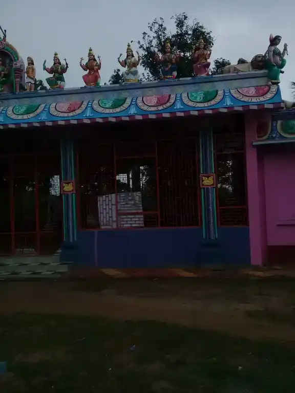 Arulmigu Muthumariyamman Temple, Maanavanallur - 614616 அருள்மிகு முத்துமாரியம்மன் திருக்கோயில், Maanavanallur - 614616, Pudukkottai - Ancient Temple Architecture and History Image 2