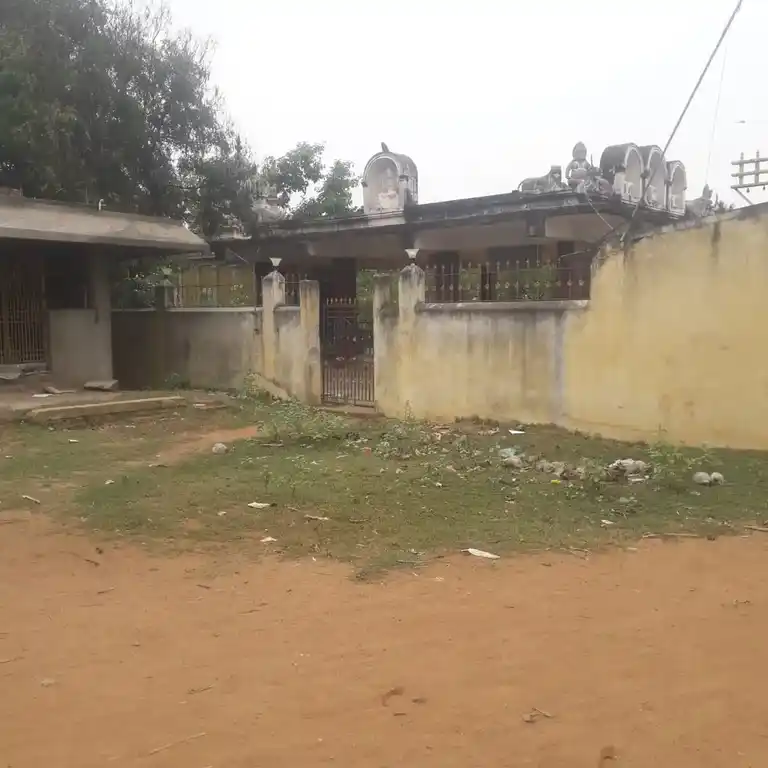 Arulmigu Muthumariyamman Temple, Malaiyur - 622301 Arulmigu Muthumariyamman Temple, Malaiyur - 622301, Pudukkottai - Ancient Temple Architecture and History Image 3