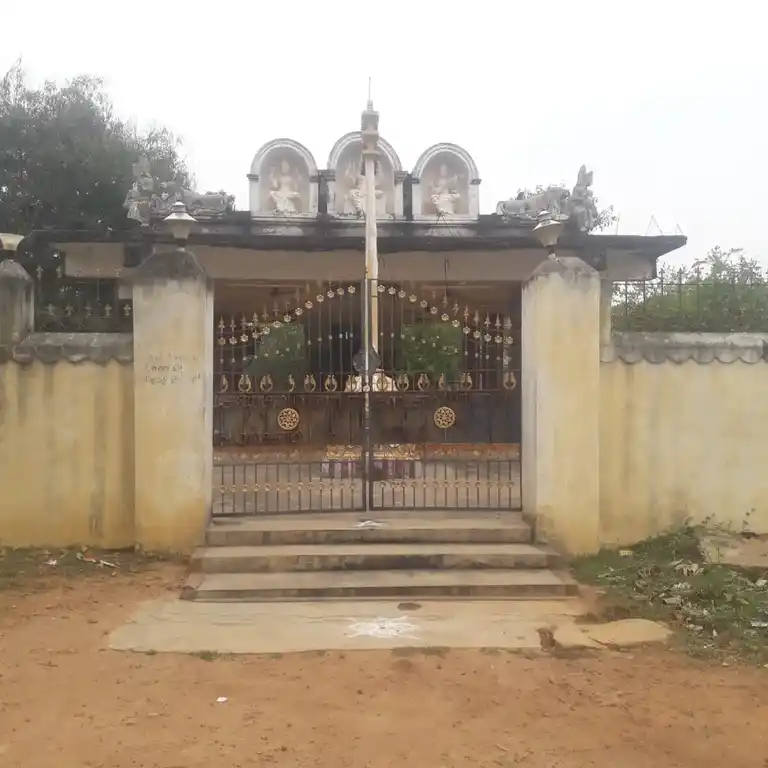 Arulmigu Muthumariyamman Temple, Malaiyur - 622301 Arulmigu Muthumariyamman Temple, Malaiyur - 622301, Pudukkottai - Ancient Temple Architecture and History Image 4