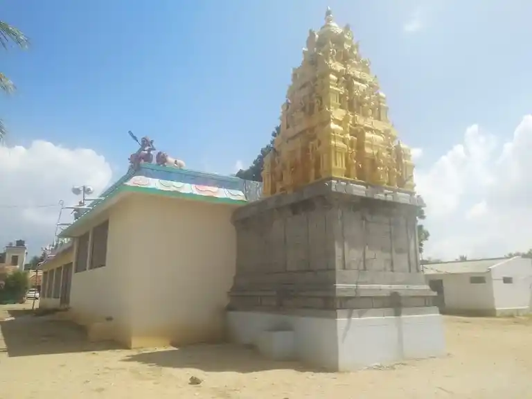Arulmigu Muthumariyamman Temple, Mayanur - 639108 அருள்மிகு முத்துமாரியம்மன் திருக்கோயில்,  - 639108, Karur - Ancient Temple Architecture and History Image 4