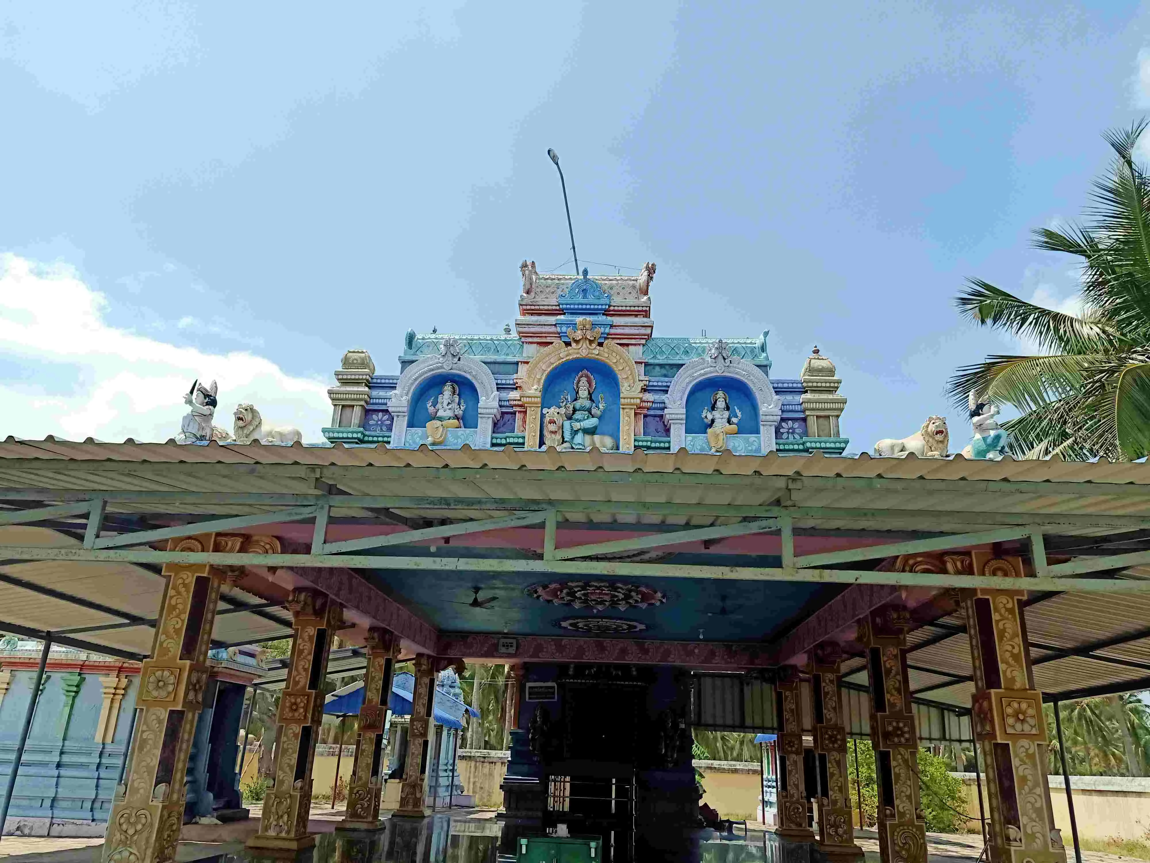 அருள்மிகு முத்துமாரியம்மன் திருக்கோயில், Nadiyam - 614802 - Main View