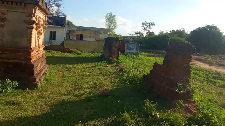 Arulmigu Muthumariyamman Temple, Pappapatti - 622302 அருள்மிகு முத்துமாரியம்மன் திருக்கோயில், Pappapatti - 622302, Pudukkottai - Ancient Temple Architecture and History Image 2