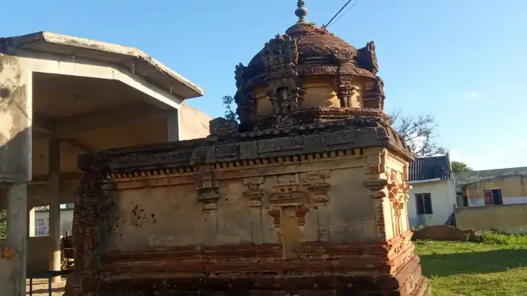 Arulmigu Muthumariyamman Temple, Pappapatti - 622302 அருள்மிகு முத்துமாரியம்மன் திருக்கோயில், Pappapatti - 622302, Pudukkottai - Ancient Temple Architecture and History Image 5