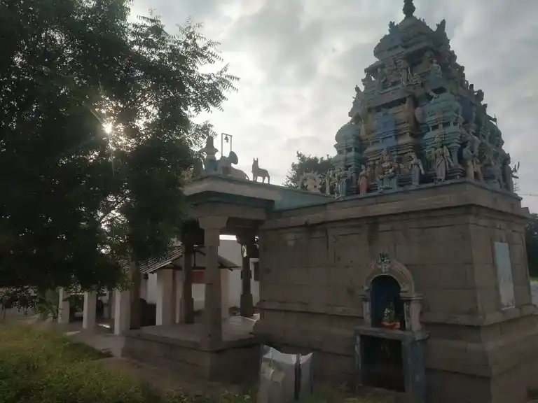 Arulmigu Muthumariyamman Temple, Pazhaiyaviralipatti - 621104 அருள்மிகு முத்துமாரியம்மன் திருக்கோயில், Pazhaiyaviralipatti - 621104, Perambalur - Ancient Temple Architecture and History Image 2