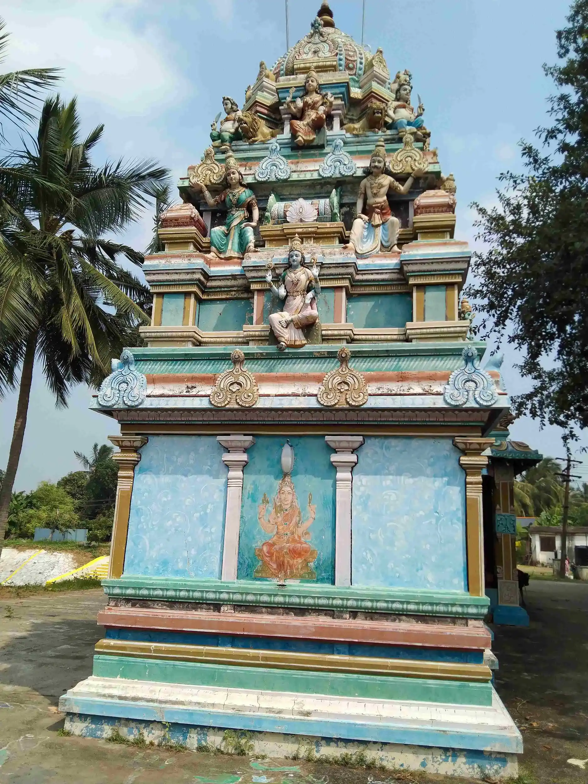 Arulmigu Muthumariyamman Temple, Perumpakkam - 603309 அருள்மிகு முத்துமாரியம்மன் திருக்கோயில், பெரும்பாக்கம் - 603309, Chengalpattu - Ancient Temple Architecture and History Image 2