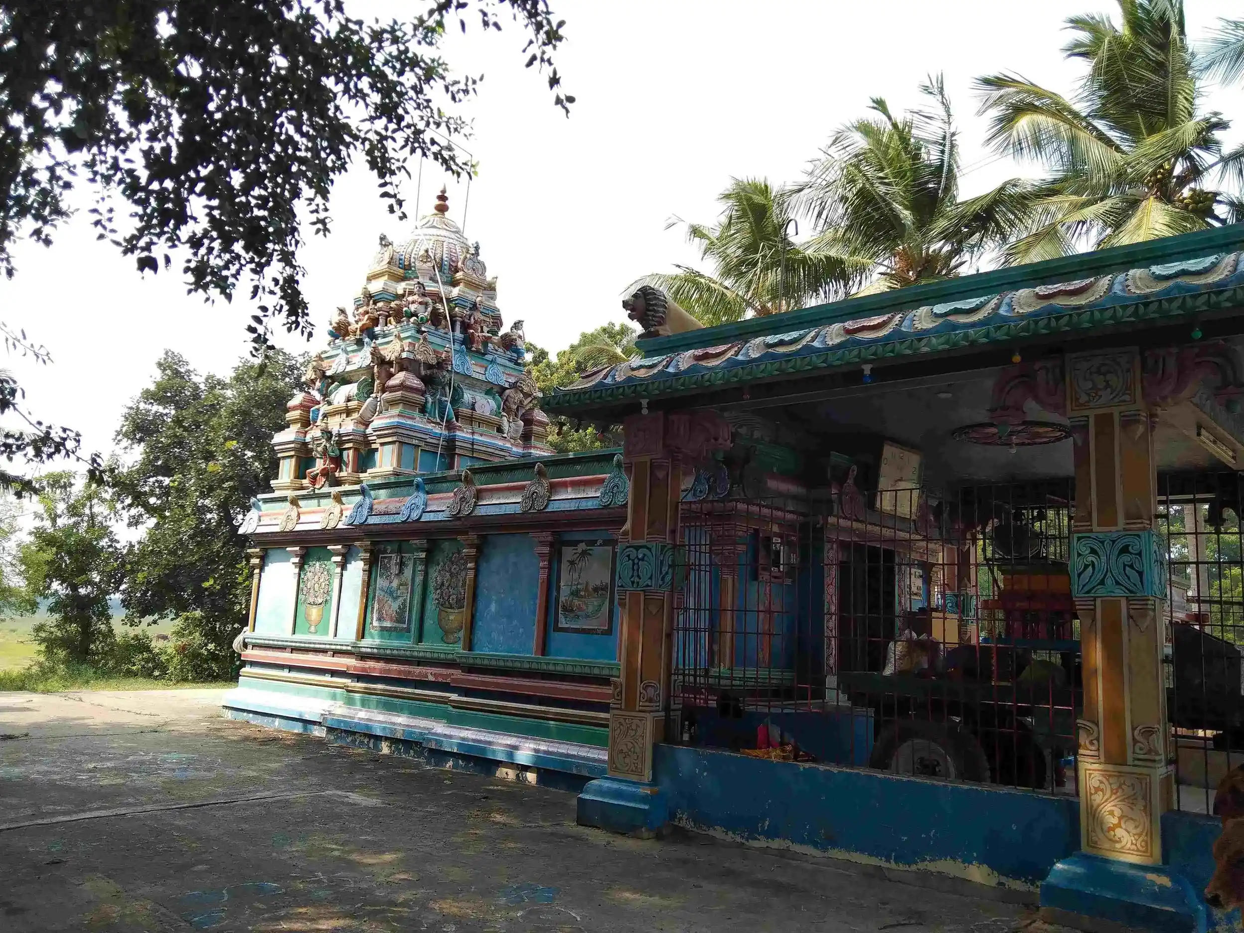 Arulmigu Muthumariyamman Temple, Perumpakkam - 603309 அருள்மிகு முத்துமாரியம்மன் திருக்கோயில், பெரும்பாக்கம் - 603309, Chengalpattu - Ancient Temple Architecture and History Image 3