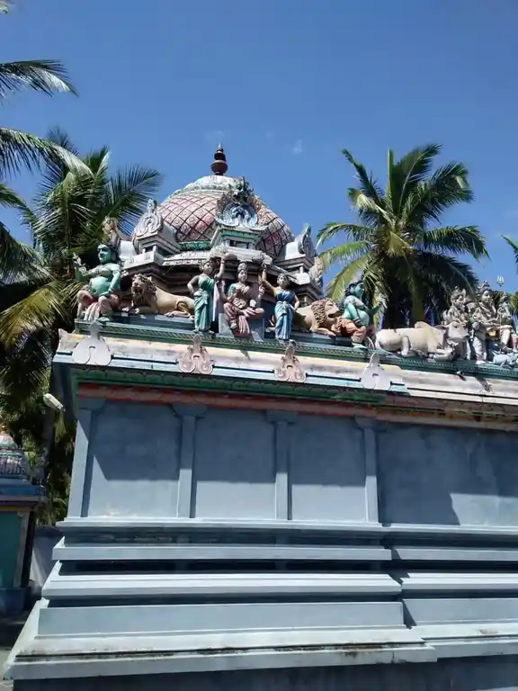 Arulmigu Muthumariyamman Temple, Punalvasal - 614601 அருள்மிகு முத்து மாரியம்மன் திருக்கோயில், Punalvasal - 614601, Thanjavur - Ancient Temple Architecture and History Image 2