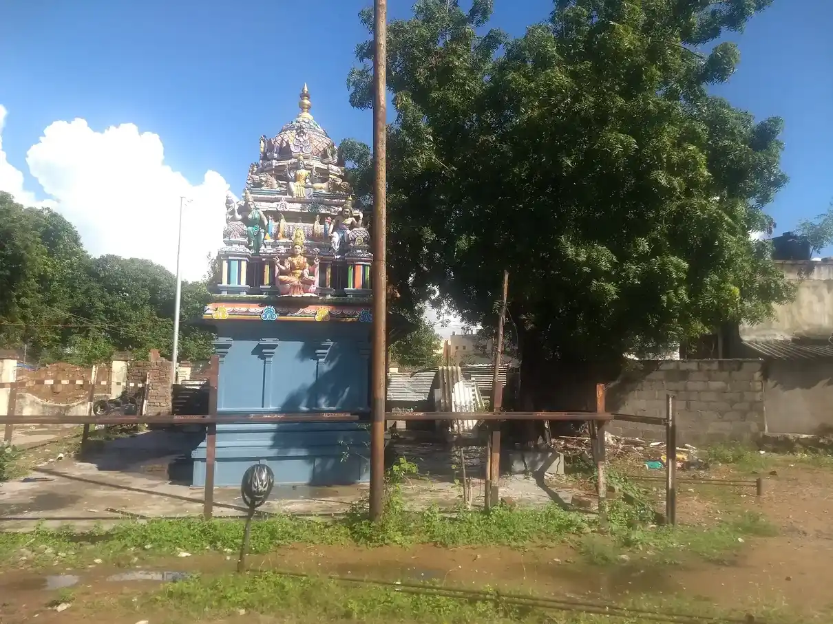 Arulmigu Muthumariyamman Temple, Railway Station, Chengalpattu - 603002 அருள்மிகு முத்துமாரியம்மன் திருக்கோயில், இரயில்வேகாலனி, இரயில்வேகாலனி - 603002, Chengalpattu - Ancient Temple Architecture and History Image 5