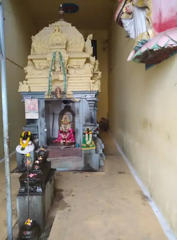 Arulmigu Muthumariyamman Temple, Rakkiyapalayam - 641654 அருள்மிகு முத்துமாரியம்மன் திருக்கோயில், Rakkiyapalayam - 641654, Tiruppur - Ancient Temple Architecture and History Image 2