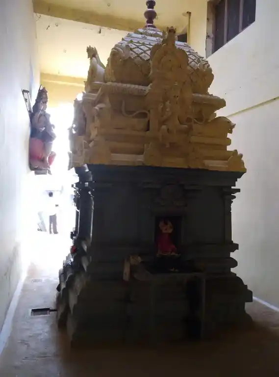 Arulmigu Muthumariyamman Temple, Rakkiyapalayam - 641654 அருள்மிகு முத்துமாரியம்மன் திருக்கோயில், Rakkiyapalayam - 641654, Tiruppur - Ancient Temple Architecture and History Image 3