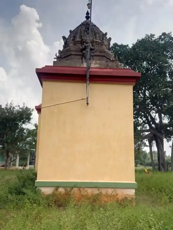Arulmigu Muthumariyamman Temple, Sengalur - 622502 அருள்மிகு முத்துமாரியம்மன் திருக்கோயில், செங்களூர் - 622502, Pudukkottai - Ancient Temple Architecture and History Image 2