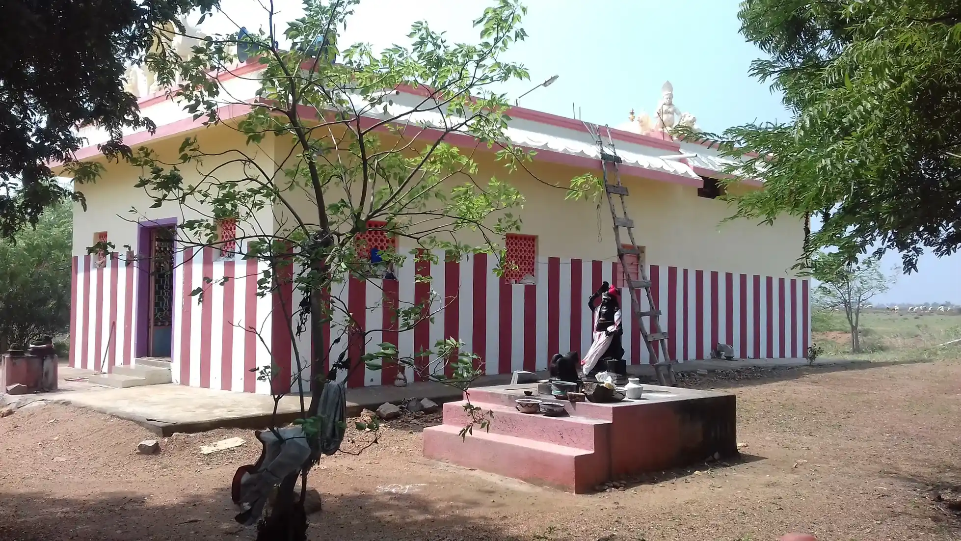 Arulmigu Muthumariyamman Temple, Thirumalaipuram - 626114 அருள்மிகு முத்துமாரியம்மன் திருக்கோயில், Thirumalaipuram - 626114, Virudhunagar - Ancient Temple Architecture and History Image 2