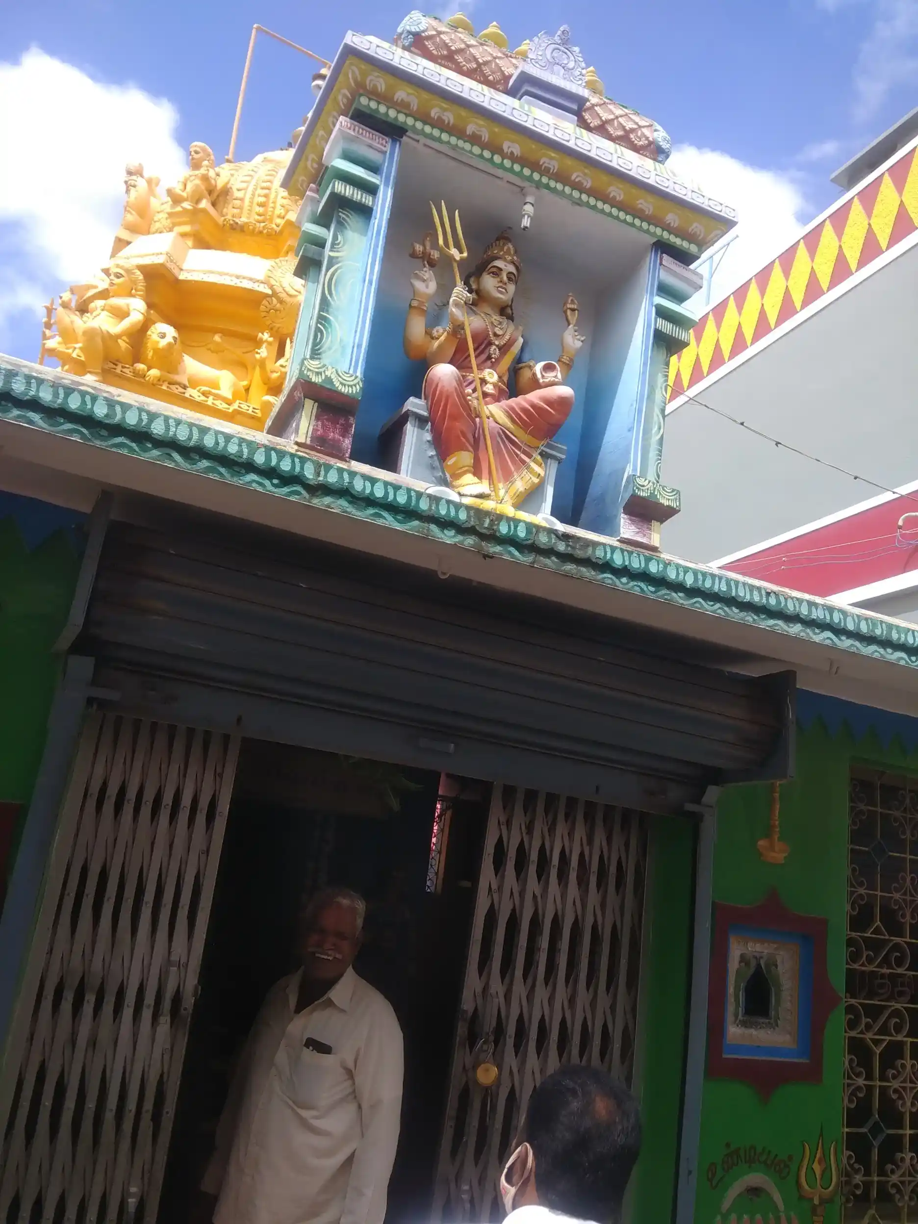 Arulmigu Muthumariyamman Temple, Tirupattur - 635601 அருள்மிகு முத்துமாரியம்மன் திருக்கோயில், திருப்பத்தூர் - 635601, Thirupathur - Ancient Temple Architecture and History Image 4