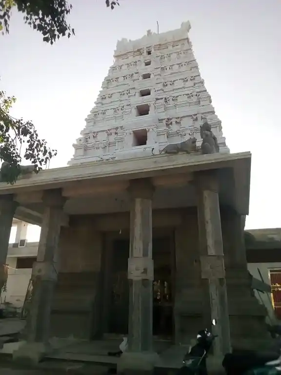 Arulmigu Muthumariyamman Temple, Vadakur Manamelkudi - 614620