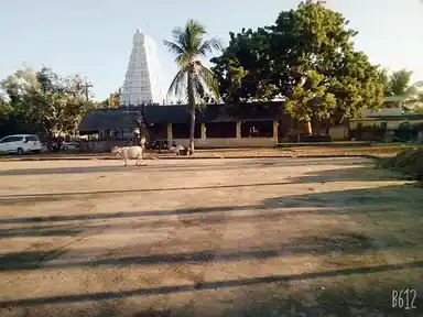 Arulmigu Muthumariyamman Temple, Vadakur Manamelkudi - 614620 அருள்மிகு முத்துமாரியம்மன் திருக்கோயில், வடக்கூர் - 614620, Pudukkottai - Ancient Temple Architecture and History Image 2