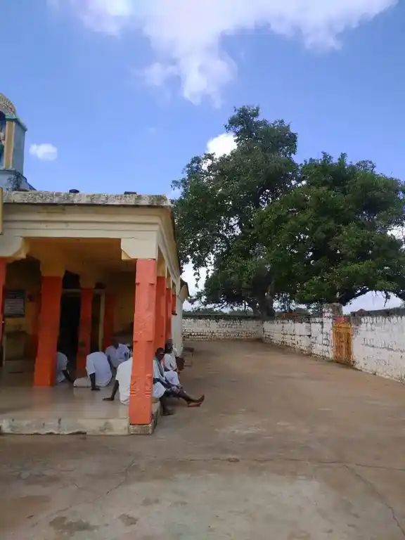 Arulmigu Muthumariyamman Temple, Valambakudi - 613402 அருள்மிகு முத்துமாரியம்மன் திருக்கோயில், Valambakudi - 613402, Thanjavur - Ancient Temple Architecture and History Image 2