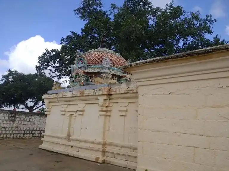Arulmigu Muthumariyamman Temple, Valambakudi - 613402 அருள்மிகு முத்துமாரியம்மன் திருக்கோயில், Valambakudi - 613402, Thanjavur - Ancient Temple Architecture and History Image 4