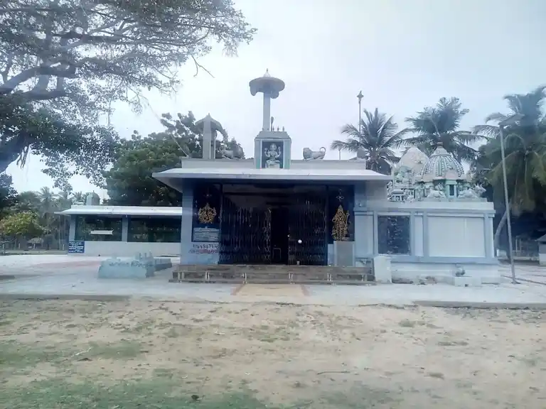 Arulmigu Muthumariyamman Temple, Vichoor - 614619 அருள்மிகு முத்துமாரியம்மன் திருக்கோயில், Vichoor - 614619, Pudukkottai - Ancient Temple Architecture and History Image 5