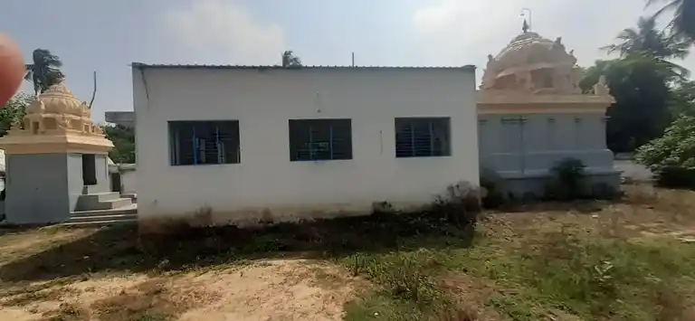 Arulmigu Muthurajagopalasamy Temple, Pettai - 614704 அருள்மிகு முத்துராஜகோபாலசாமி திருக்கோயில், பேட்டை - 614704, Thiruvarur - Ancient Temple Architecture and History Image 4