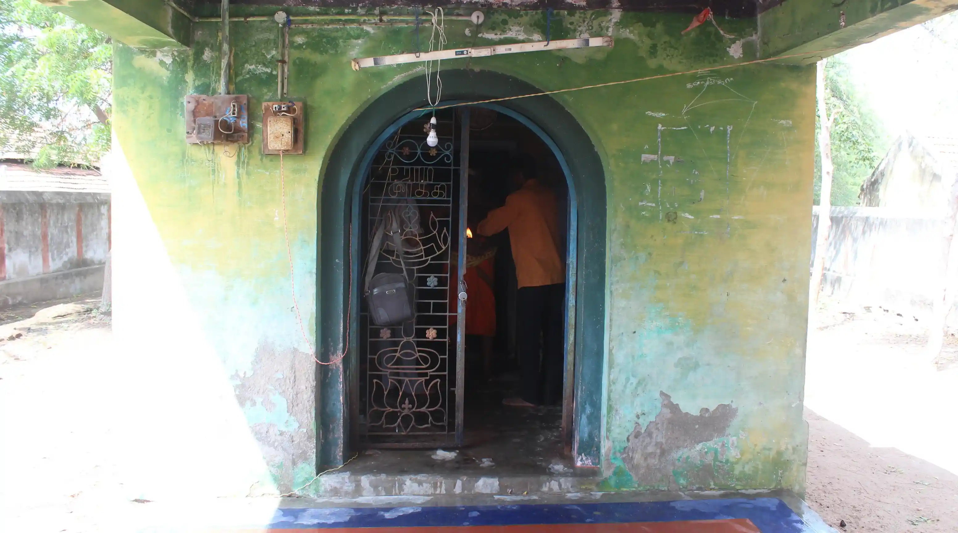 Arulmigu Muthuramalinga Swamy Temple, Puliyankudi - 627855 Arulmigu Muthuramalinga Swamy Temple, Puliyankudi - 627855, Ramanathapuram - Ancient Temple Architecture and History Image 2