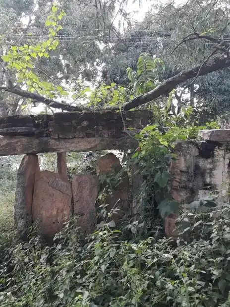 Arulmigu Muthuraya Swamy Temple, Chinnaatti, Jakkeri - 635113 அருள்மிகு முத்துராயசாமி திருக்கோயில், Chinnaatti, Jakkeri - 635113, Krishnagiri - Ancient Temple Architecture and History Image 3