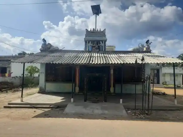 Arulmigu Muthurmariamman Maduraiveeran Temple, Karattupalayam, Mamundi - 637503