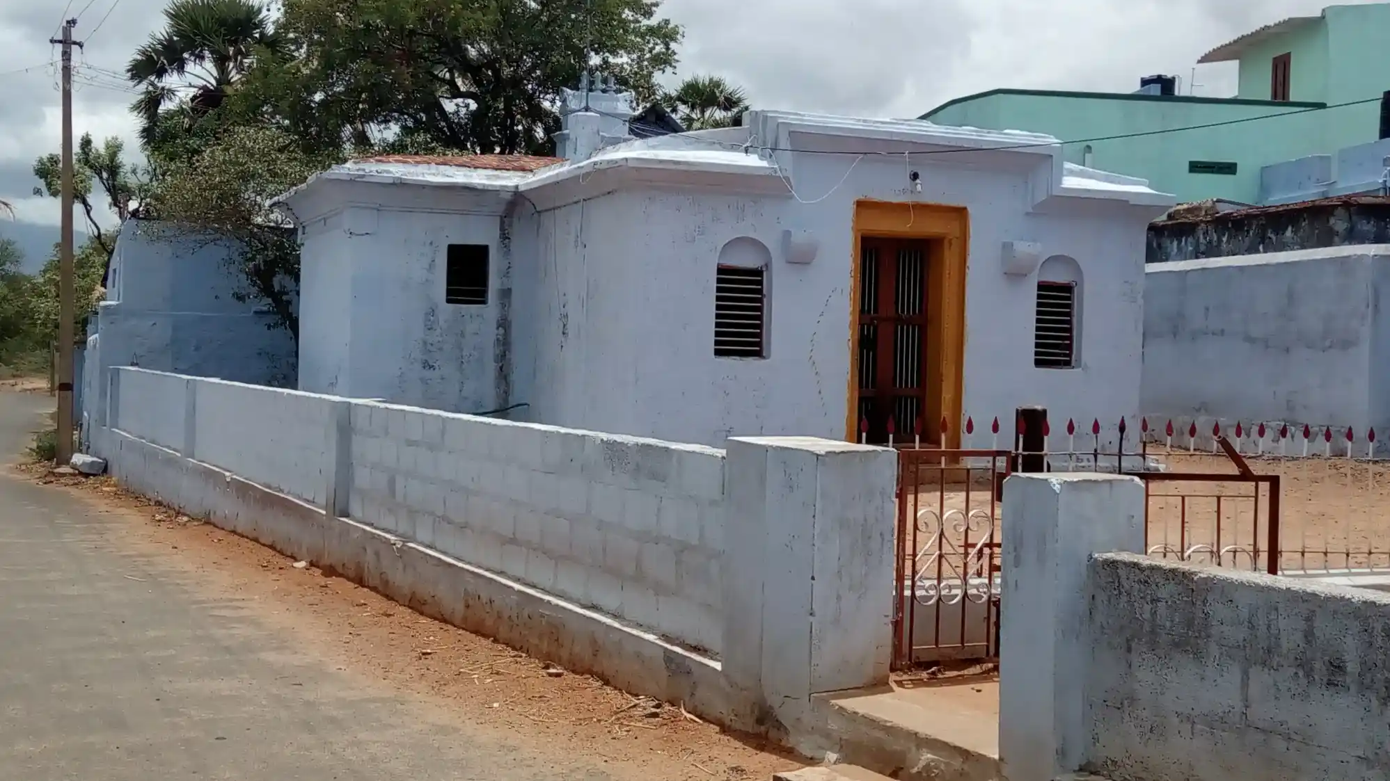 Arulmigu Muthutharamman Temple, Edaikal - 627602
