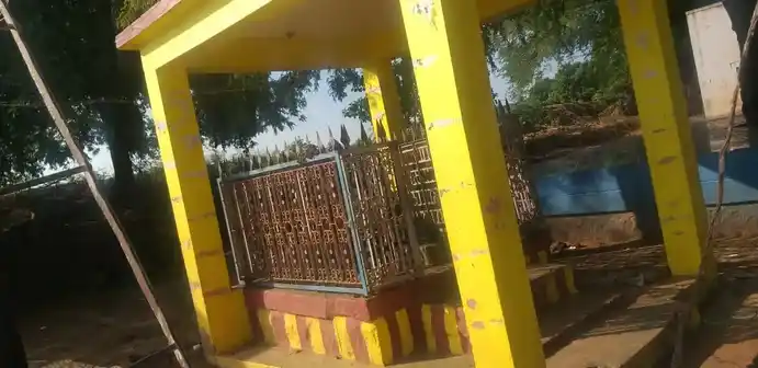 Arulmigu Muthuvinaayagar Temple, Valanthur - 625532 அருள்மிகு முத்து விநாயகர் திருக்கோயில், Valanthur - 625532, Madurai - Ancient Temple Architecture and History Image 4