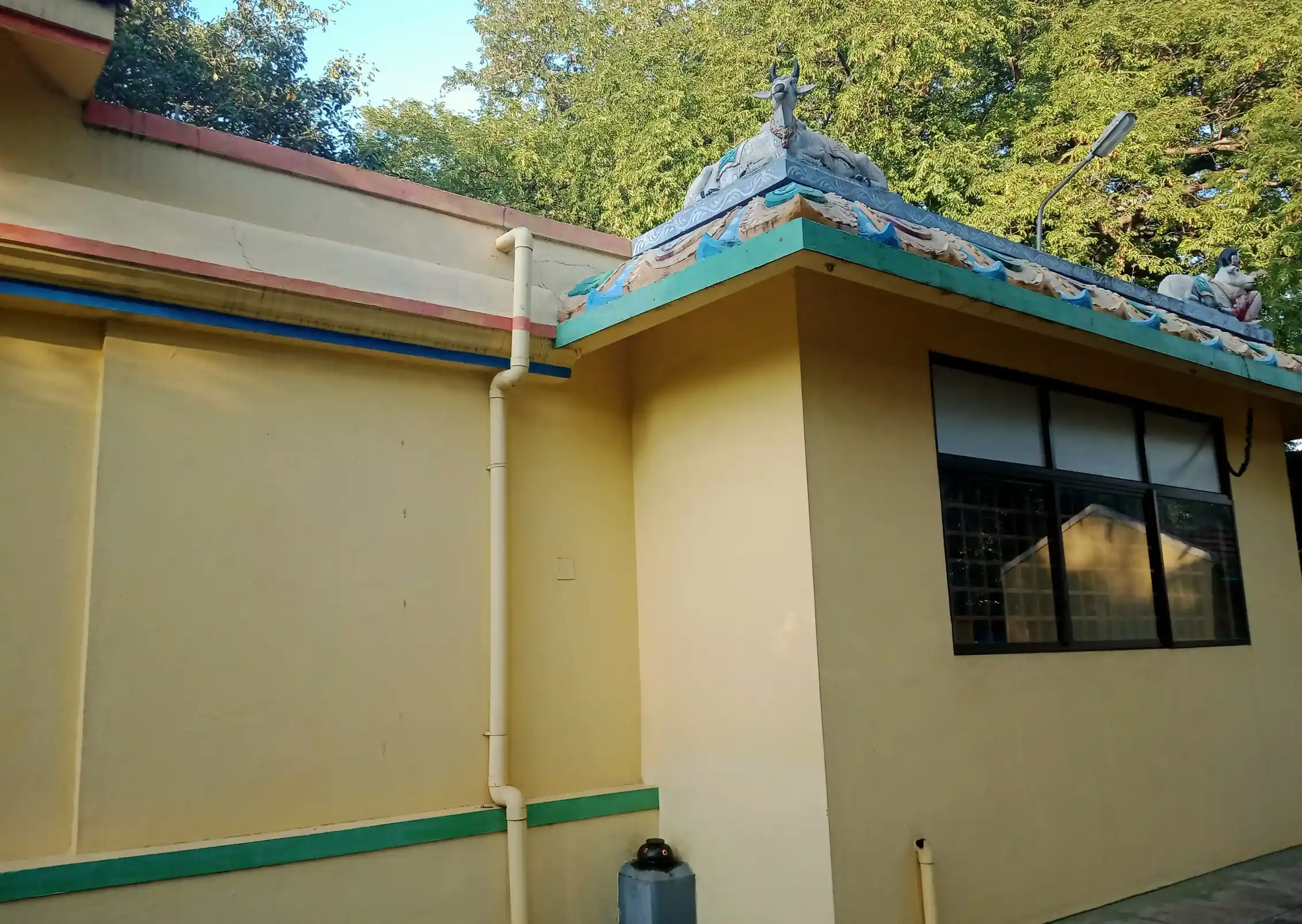 Arulmigu Muttadurayar Temple, Coimbatore, Vellakinaru - 641029 அருள்மிகு முட்டத்துராயர் திருக்கோயில், கோயமுத்தூர், வெள்ளக்கிணறு - 641029, Coimbatore - Ancient Temple Architecture and History Image 3