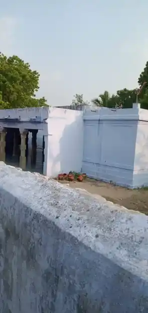 Arulmigu Muttharaman And Utchni Mahakaliamman Temple, Kaliyavur - 628601 அருள்மிகு முத்தாரம்மன் மற்றும் உச்சினி மாகாளியம்மன் திருக்கோயில், Kaliyavur - 628601, Thoothukudi - Ancient Temple Architecture and History Image 5