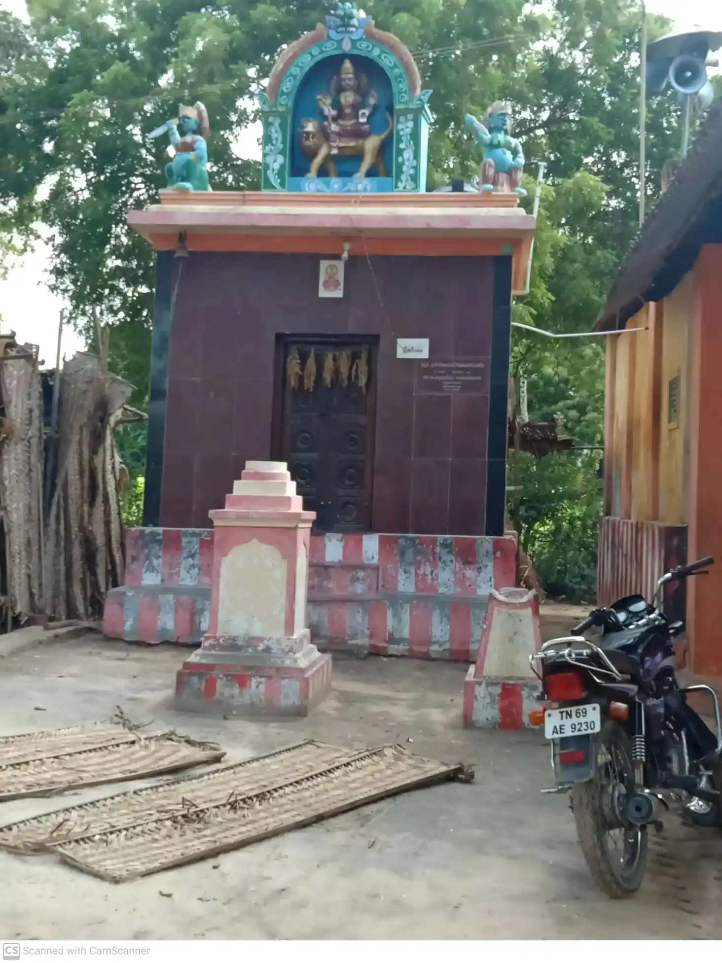 Arulmigu Muttharaman Temple, Maaramangalam - 628802 அருள்மிகு முத்தாரம்மன் திருக்கோயில், Maaramangalam - 628802, Thoothukudi - Ancient Temple Architecture and History Image 4